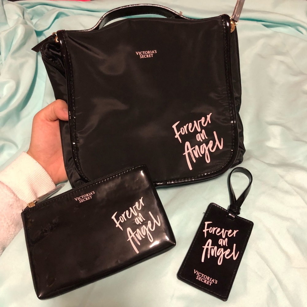 Victoria’s Secret Forever An Angel Travel Set